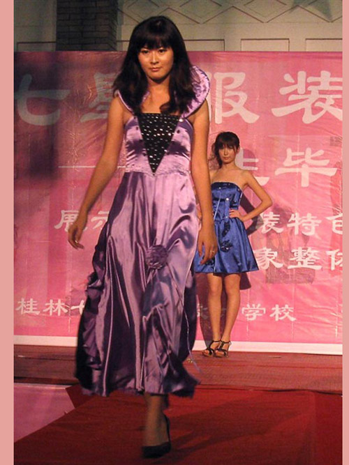 学婚纱裁剪难吗_立体裁剪婚纱 下(3)